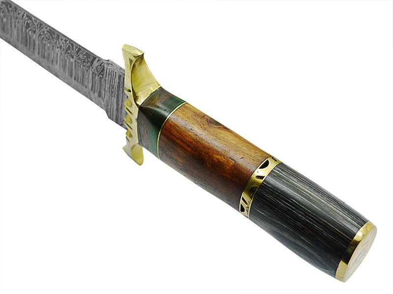 Adaga para colecionador forjada em aço damasco. Empunhadura em rádica de roseira e pakawood, 36 cm