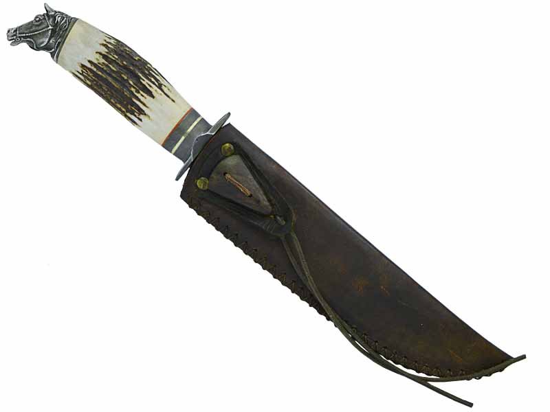 Adelar Filippon faca Bowie para colecionador forjada em Aço Damasco. Empunhadura em cifre de cervo, 36 cm
