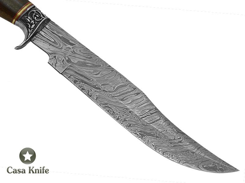 Adelar Filippon faca bowie para colecionador forjada em aço damasco. Empunhadura em madeira de Louro Freijó , 35 cm.