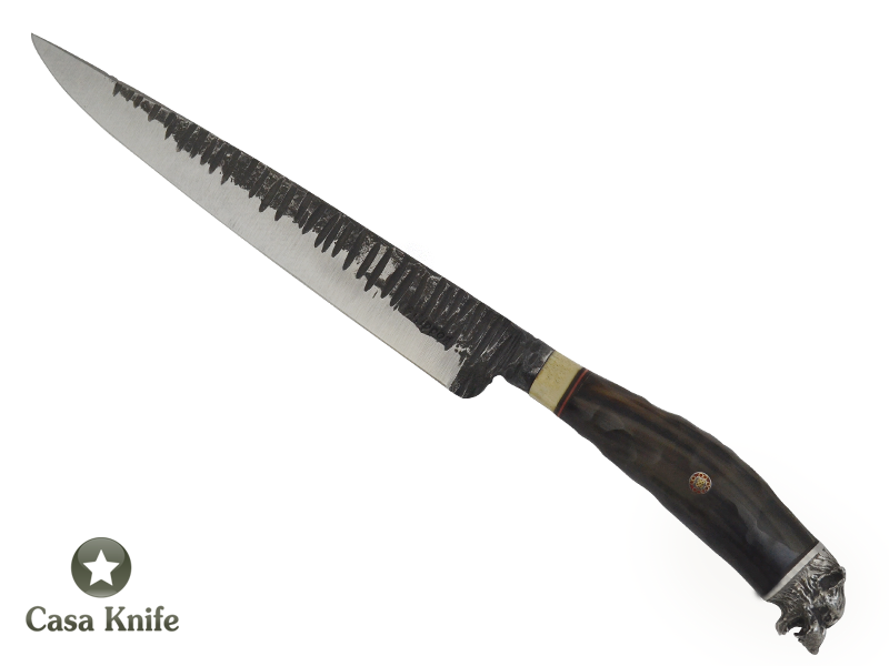 Adelar Filippon faca Cheff Brüt Forge integral para colecionador em aço de Mola de Trem, Empunhadura em Chifre de Búfalo 39cm