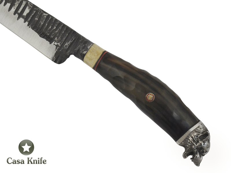 Adelar Filippon faca Cheff Brüt Forge integral para colecionador em aço de Mola de Trem, Empunhadura em Chifre de Búfalo 39cm