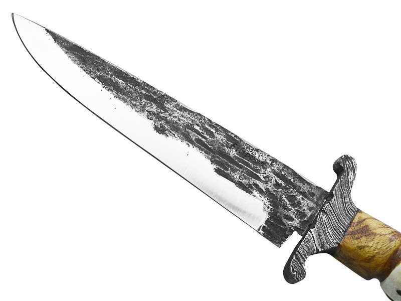 Adelar Filippon faca para churrasco, forjada em aço inox 420. Empunhadura em madeira de Pau Ferro, 34 cm