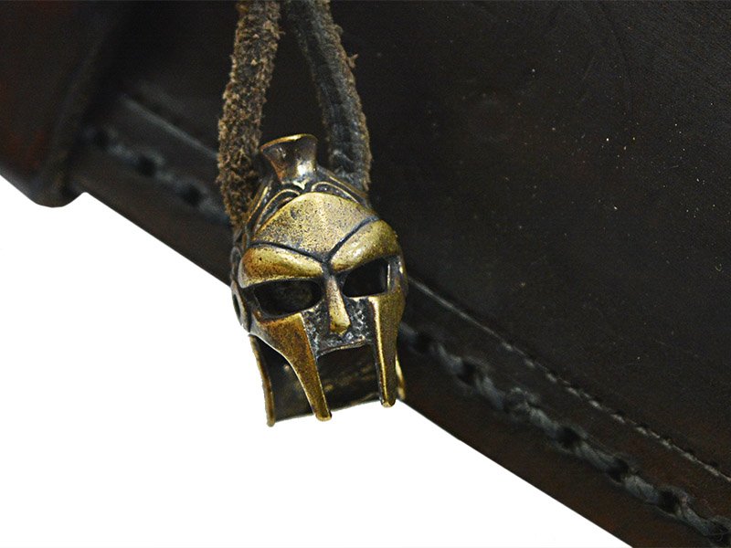 Adelar Filippon faca para churrasco, forjada em aço inox 420. Empunhadura em madeira de Pau Ferro, 34 cm