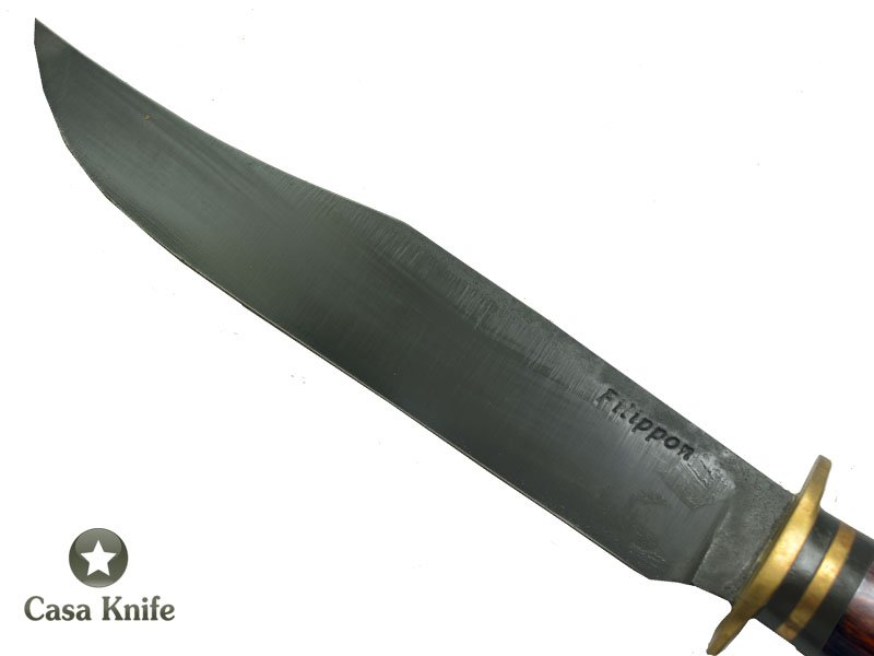 Adelar Filippon Faca para churrasco para colecionador forjada em aço 1070 Fosfatizado, com empunhadura em Louro Freijó com detalhes em Ébano, 30 cm