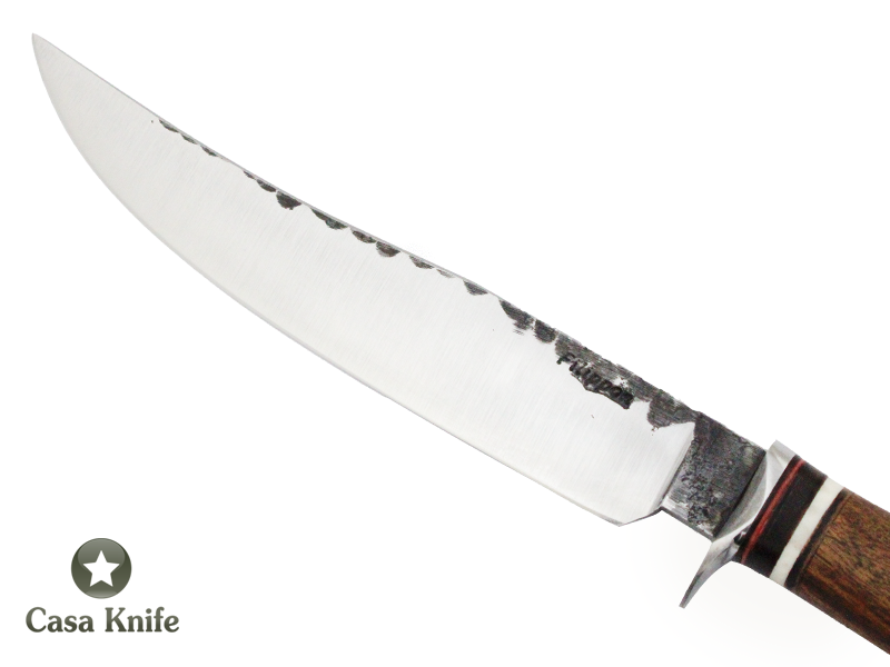 Adelar Filippon faca para churrasco para colecionador forjada em aço Trilho de Trem, Empunhadura em Maracatiara 36 cm