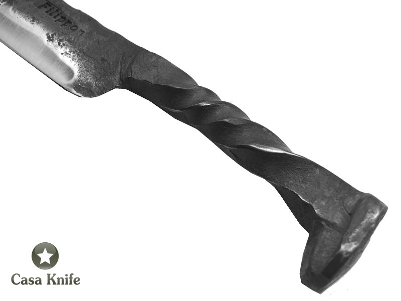 Adelar Filippon Faca para colecionador Brute Forge para correar toda forjada em aço 1045 - 27 cm