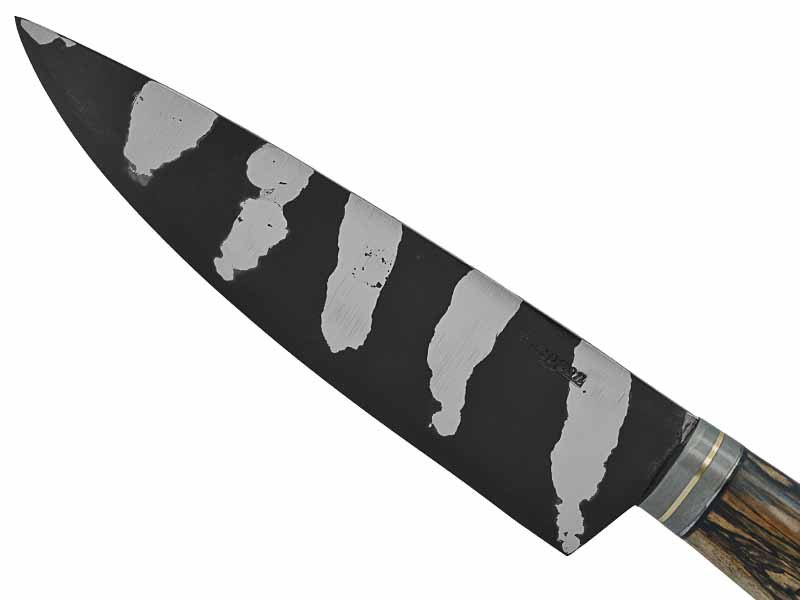 Adelar Filippon faca para colecionador forjado em aço Go May padrão zebra. Empunhadura em Spalted de plátano estabilizado, 35 cm