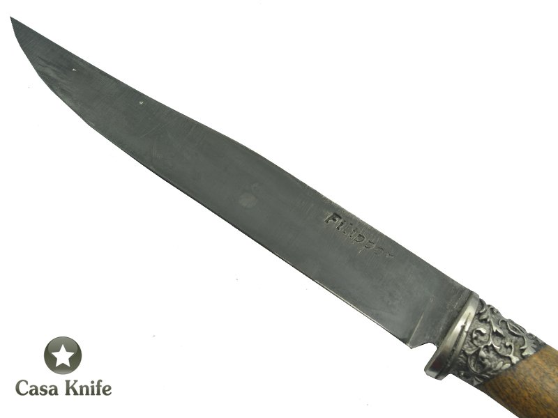 Adelar Filippon faca para colecionador forjado em aço mola 1070. Empunhadura em Ibuia, 26 cm