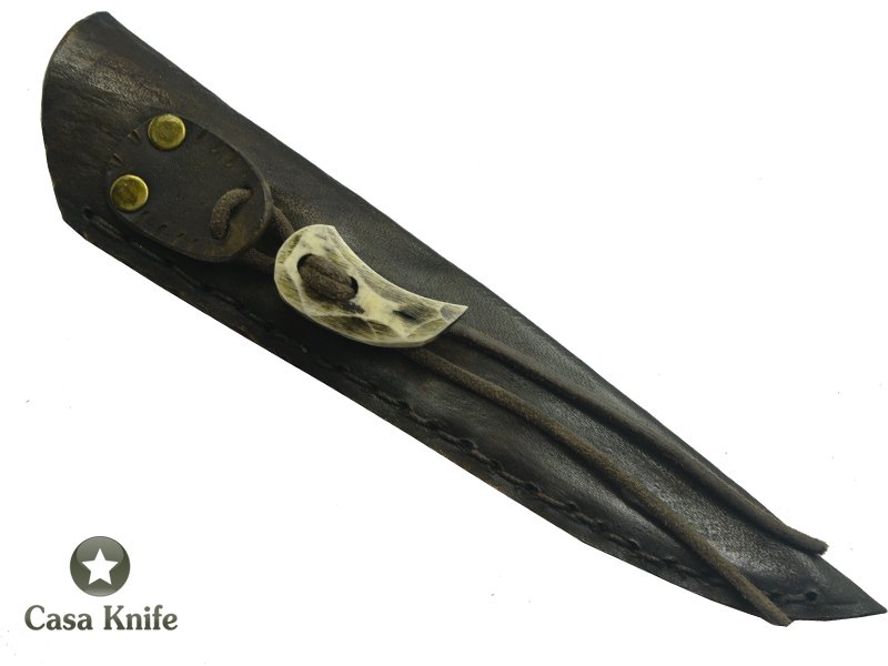 Adelar Filippon faca para colecionador forjado em aço mola 1070. Empunhadura em Ibuia, 26 cm