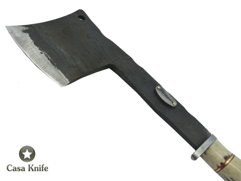 Adelar Filippon machado Brut Forge para colecionador em aço 5160 com empunhadura em chifre de cervo . 38 cm