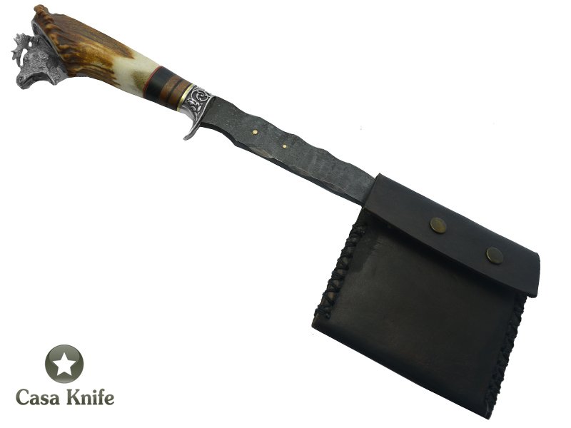 Adelar Filippon Machado em aço 5160 Brutt Forge para colecinador. Empunhadura em Chifre de Cervo com Roseta , 38 cm