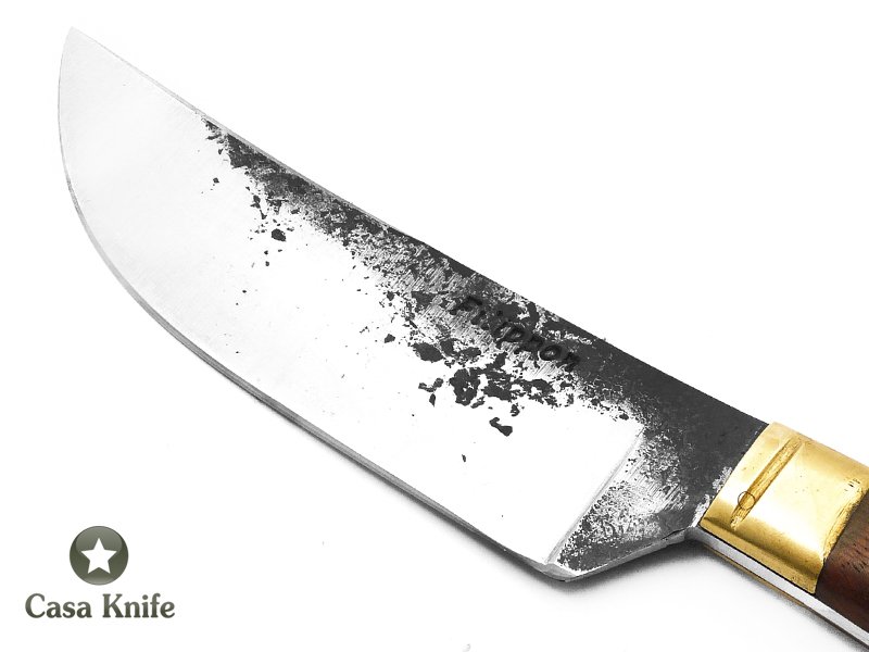 Adelar Filippon skiner Brut Forge para colecionador em aço 5160 com empunhadura em radica de canjerana 25 cm