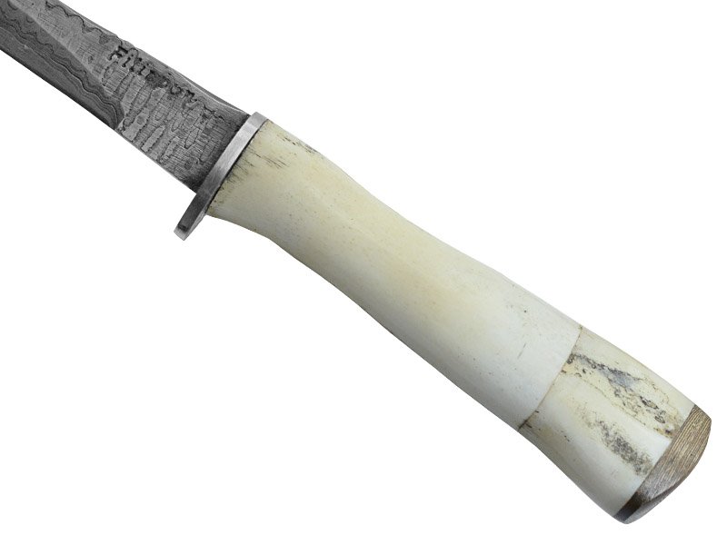 Adellar Filippon faca para colecionador em aço damasco. Empunhadura em canela de ovelha, 30 cm