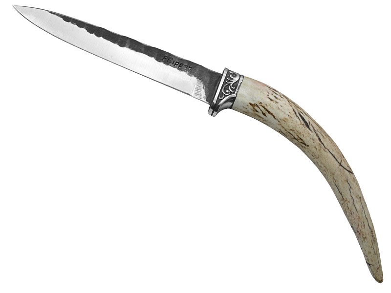 Adellar Filippon faca para colecionador em aço inox brut forge. Empunhadura em dente de javali, 29 cm