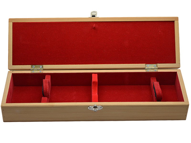 Caixa de madeira média Montecristo com interior forrado em veludo com 34 cm.