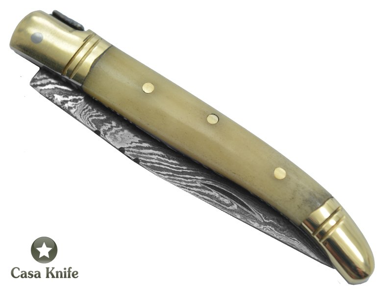 Canivete estilo laguiole para colecionador forjado em aço damasco. Empunhadura em Osso de Boi, 16 cm
