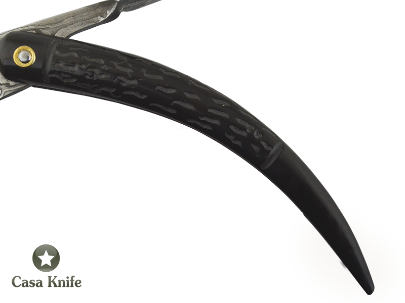 Canivete Friction Folder para colecionador em Aço Damasco. Empunhadura em Chifre de Boi Escalavrado, 22 cm