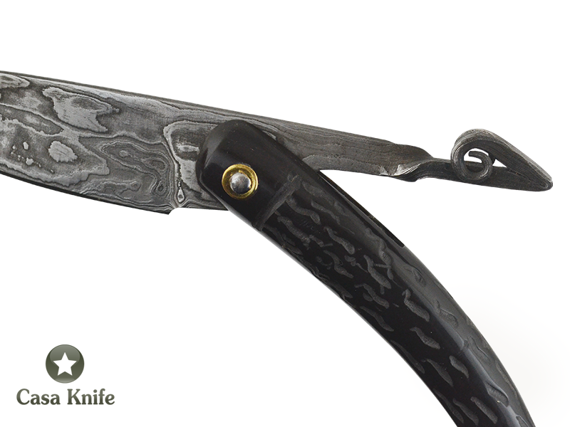 Canivete Friction Folder para colecionador em Aço Damasco. Empunhadura em Chifre de Boi Escalavrado, 22 cm