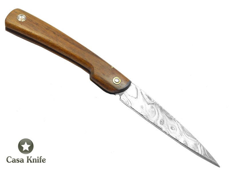 Canivete Friction Folder para colecionador em aço damasco. Empunhadura em Madeira de cedro do Pará, 21 cm