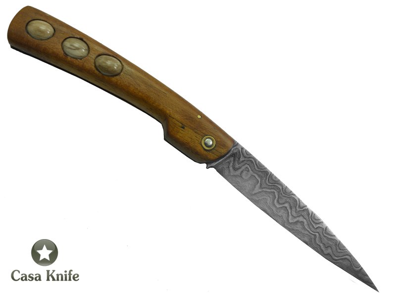 Canivete Friction Folder para colecionador em aço damasco. Empunhadura em Madeira de Cedro do Pará, 21 cm