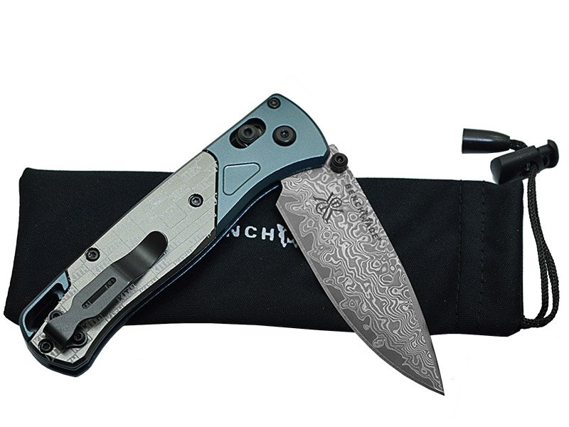 Canivete kith para colecionador forjado em aço damasco. Empunhadura em alumínio, 18 cm