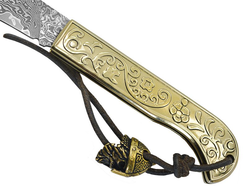 Canivete para colecionador em aço damasco. Empunhadura em bronze, 18 cm