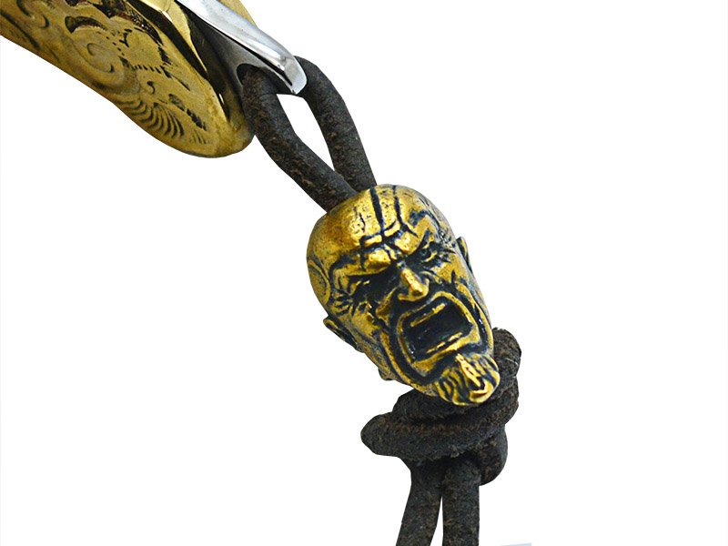 Canivete para colecionador em aço damasco. Empunhadura em bronze, 18 cm