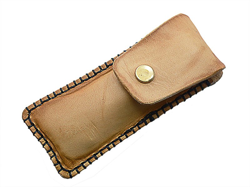 Canivete para colecionador em aço damasco. Empunhadura em bronze, 18 cm