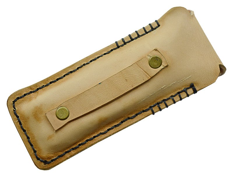 Canivete para colecionador em aço damasco. Empunhadura em cerejeira, 17 cm