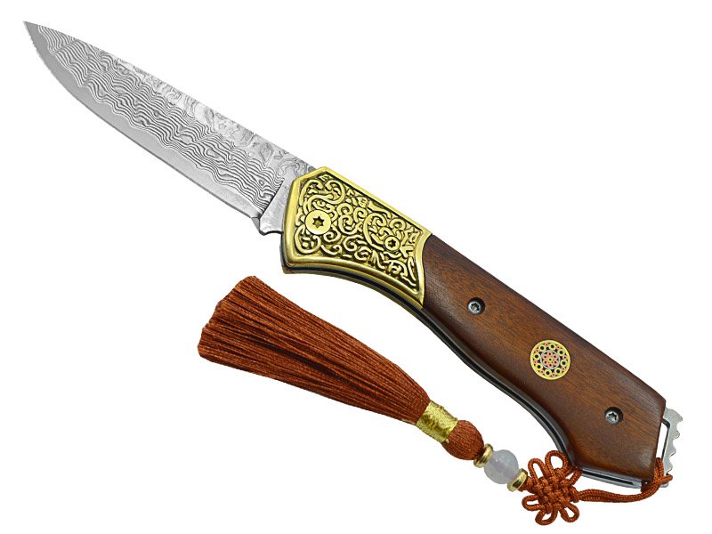 Canivete para colecionador em aço damasco. Empunhadura em madeira de sândalo, 18 cm