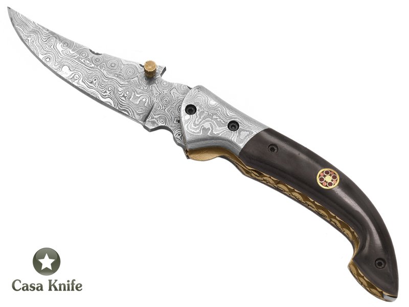 Canivete para colecionador em aço damasco com empunhadura em chifre de búfalo 19 cm