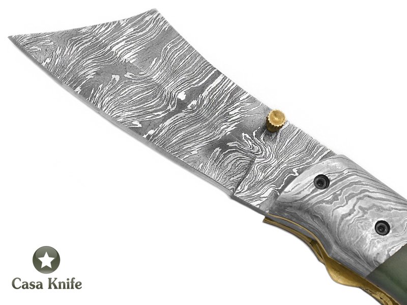 Canivete para colecionador em aço damasco com empunhadura em chifre de búfalo tingido e chifre de carneiro merino 19 cm
