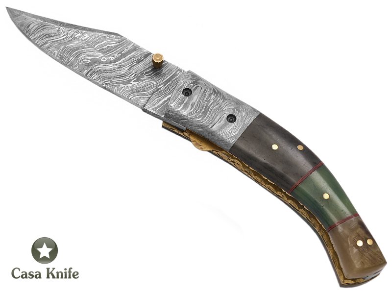 Canivete para colecionador em aço damasco com empunhadura em chifre de búfalo tingido e chifre de carneiro merino 20 cm