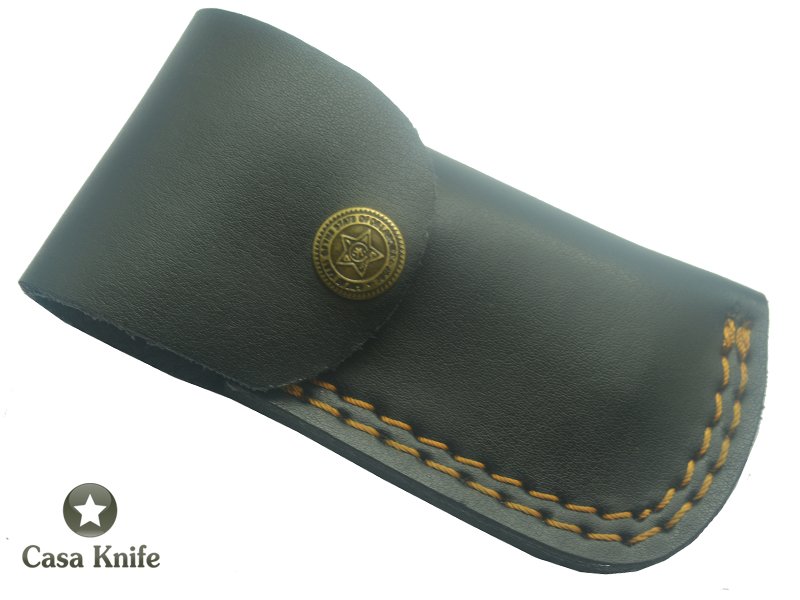 Canivete para colecionador forjado em aço damasco, Empunhadura em Pakawod e Osso de Boi, 16 cm