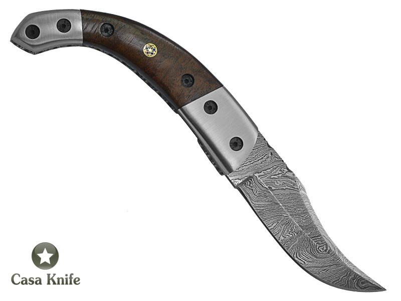 Canivete para colecionador forjado em aço damasco. Empunhadura em Imbuia, 21 cm