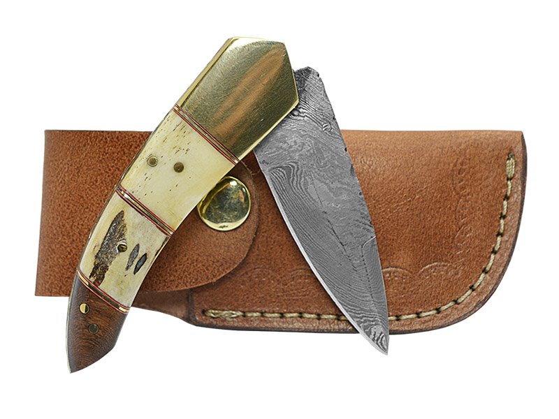 Canivete para colecionador forjado em aço damasco. Empunhadura em osso de búfalo, 17 cm