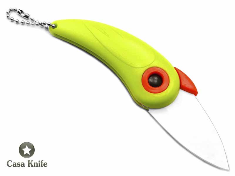 Canivete para descascar frutas com lâmina em cerâmica e empunhadura em PVC.
