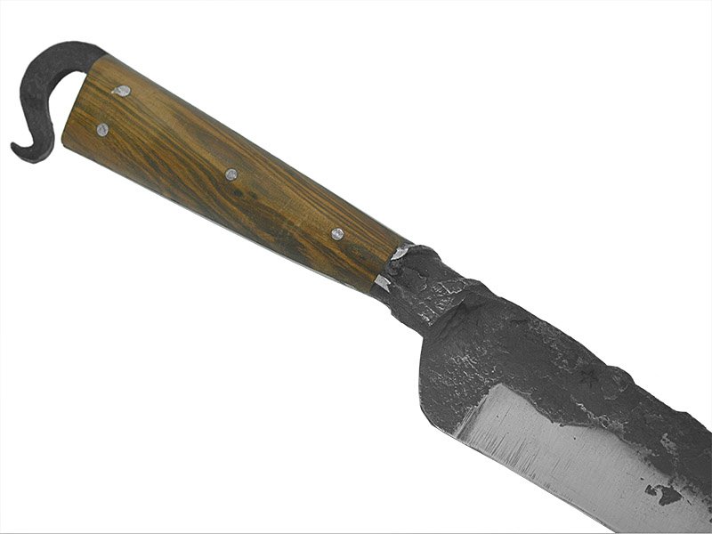 Adelar Filippon faca javalizeira brüt forge para colecionador, forjada em aço 5160. Empunhadura em nogueira, 41 cm