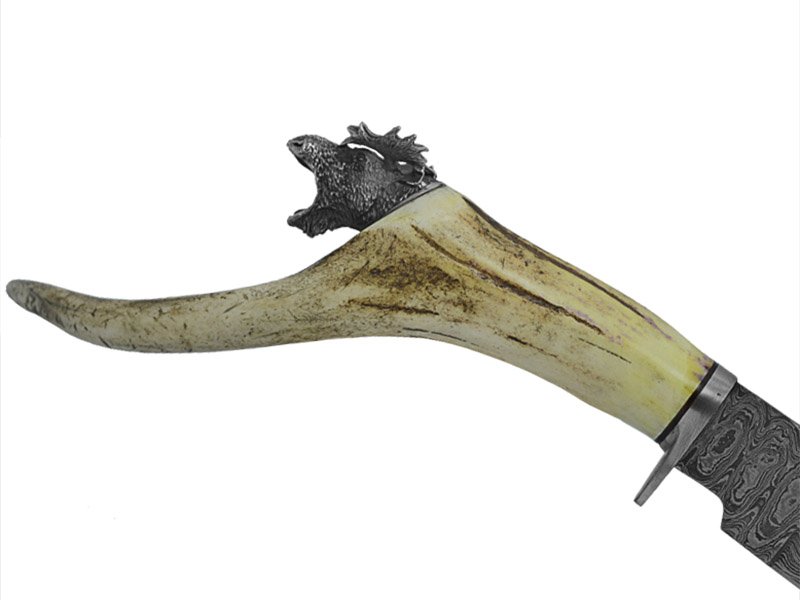 Adelar Filippon faca bowie para colecionador forjada em aço damasco. Empunhadura em chifre de cervo, 42 cm