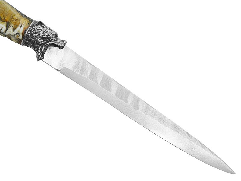 Adellar Filippon faca para colecionador em aço inox. Empunhadura em mandibula de javali, 31 cm