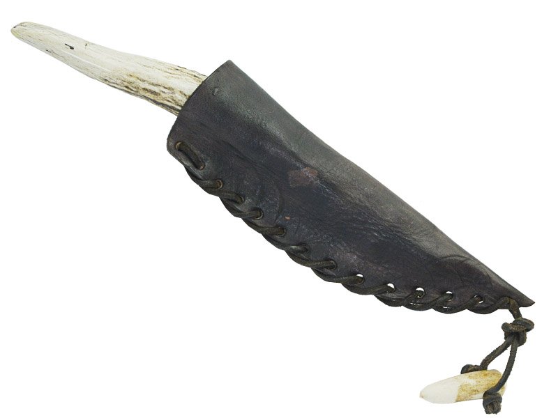 Faca para colecionador em Obsidiana vermelha. Empunhadura em chifre de cervo, 24 cm