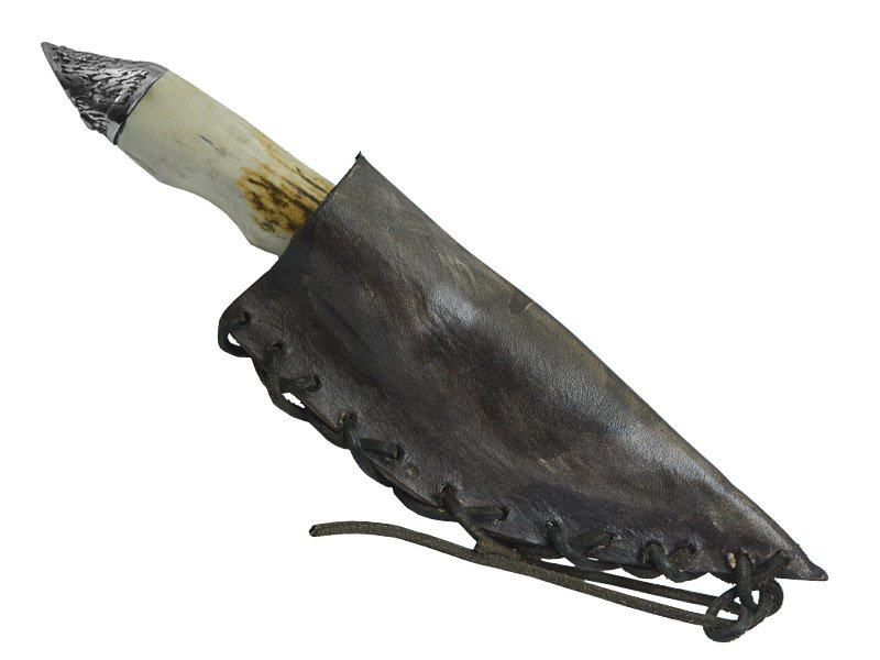 Faca para colecionador em Obsidiana negra. Empunhadura em chifre de cervo, 20 cm