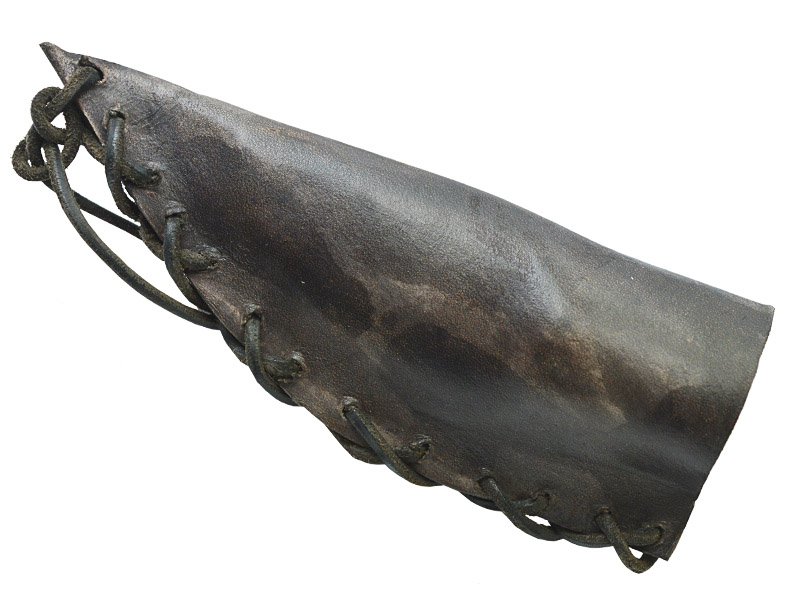 Faca para colecionador em Obsidiana negra. Empunhadura em chifre de cervo, 20 cm