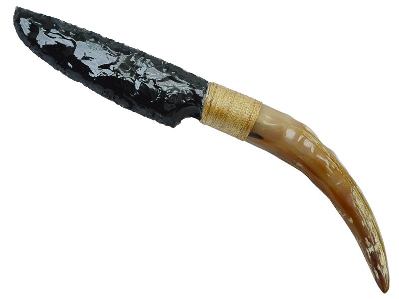 Faca para colecionador em Obsidiana. Empunhadura em chifre de cervo, 31 cm