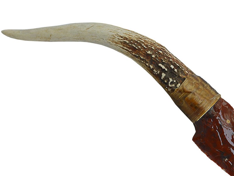 Faca para colecionador em Obsidiana. Empunhadura em chifre de cervo, 23 cm