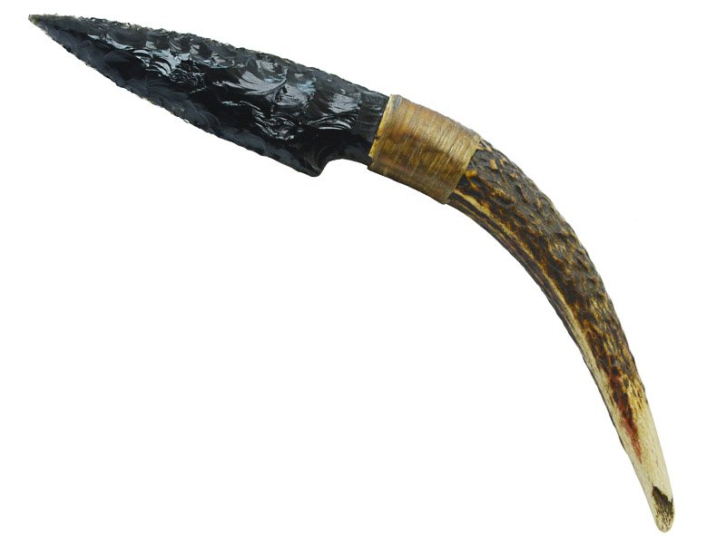 Faca para colecionador em Obsidiana negra. Empunhadura em chifre de cervo, 29 cm
