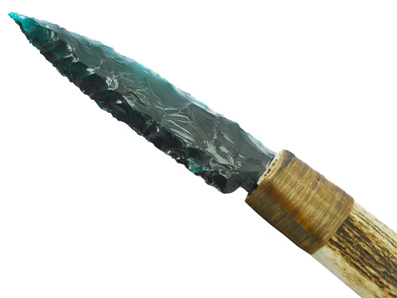 Faca para colecionador em Obsidiana verde. Empunhadura em chifre de cervo, 27 cm