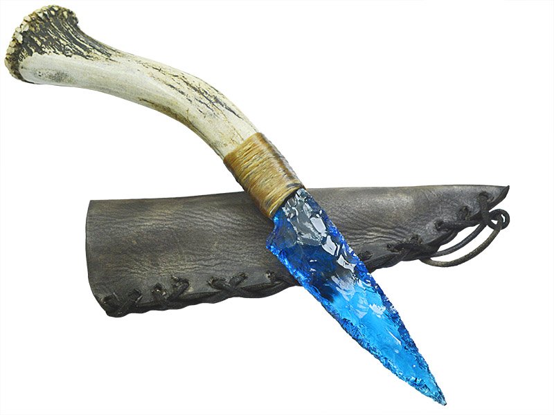 Faca para colecionador em Obsidiana azul. Empunhadura em chifre de cervo, 26 cm