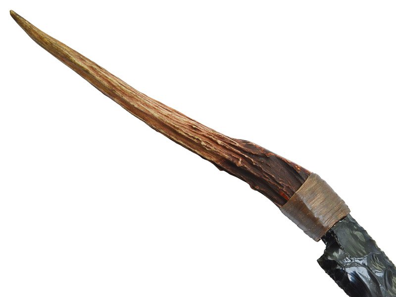 Faca para colecionador em Obsidiana negra. Empunhadura em chifre de cervo, 37 cm