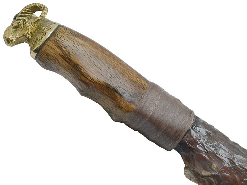 Faca para colecionador em Obsidiana. Empunhadura em uva do japão estabilizada, 26 cm